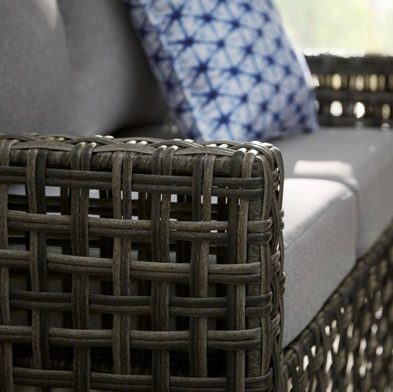 Briar Ridge Brown Wicker Outdoor Patio Loveseat